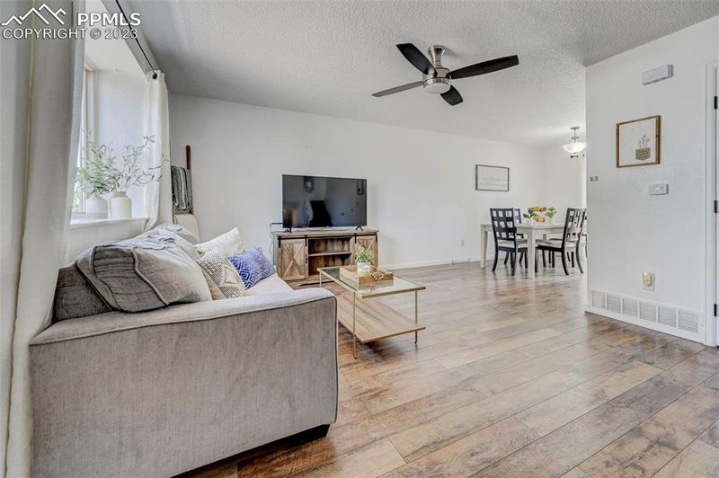 1390 Keith Dr, Colorado Springs, CO 80916