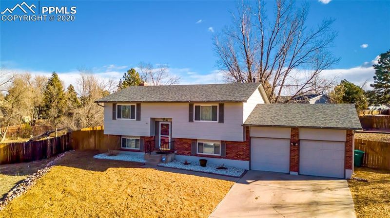 1395 Hiawatha Dr, Colorado Springs, CO 80915