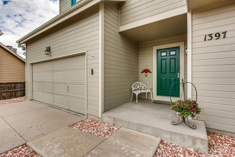 1397 Sunnyside St, Highlands Ranch, CO 80106