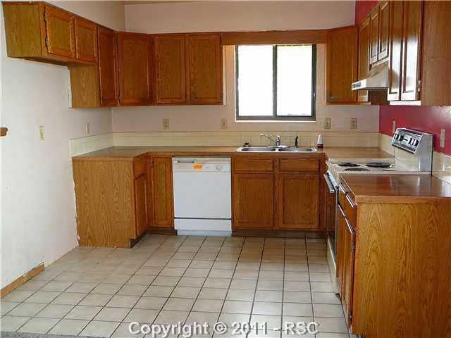 1398 S Sierra Dr, Castle Rock, CO 80104