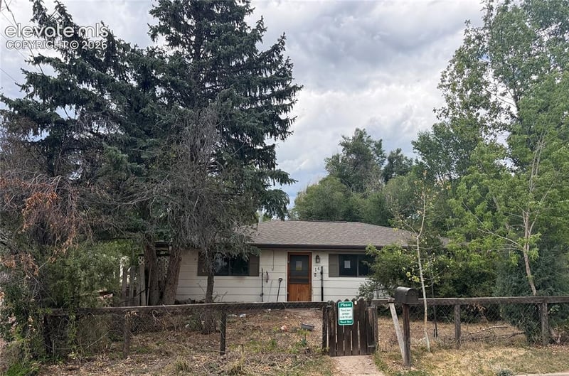 14 32nd St, Colorado Springs, CO 80904