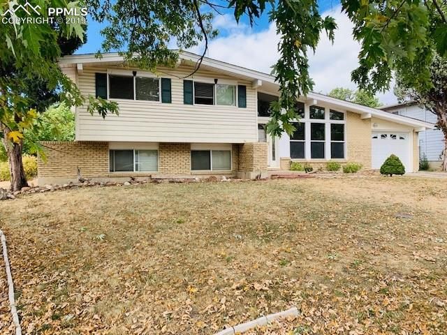 14 W Clover Cir, Colorado Springs, CO 80906