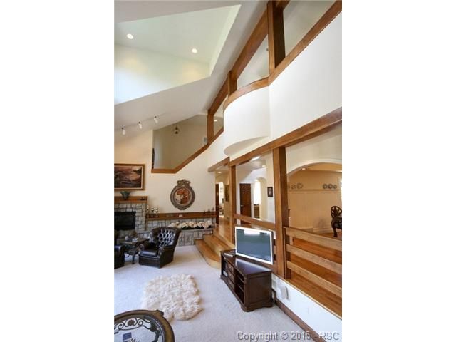 140 Cresta Rd, Colorado Springs, CO 80906