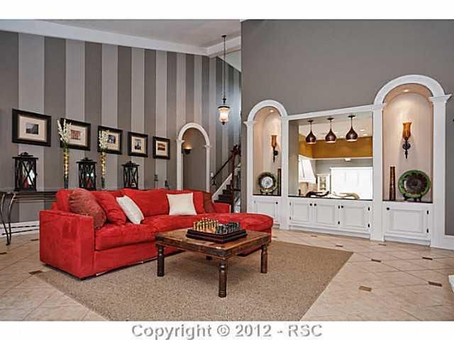 140 Huntington Pl, Colorado Springs, CO 80906