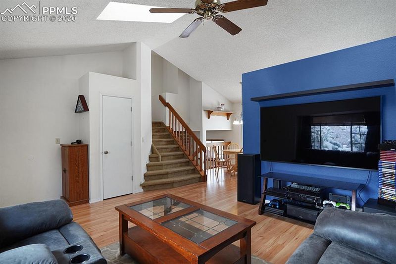 140 Pointer Pl, Colorado Springs, CO 80911