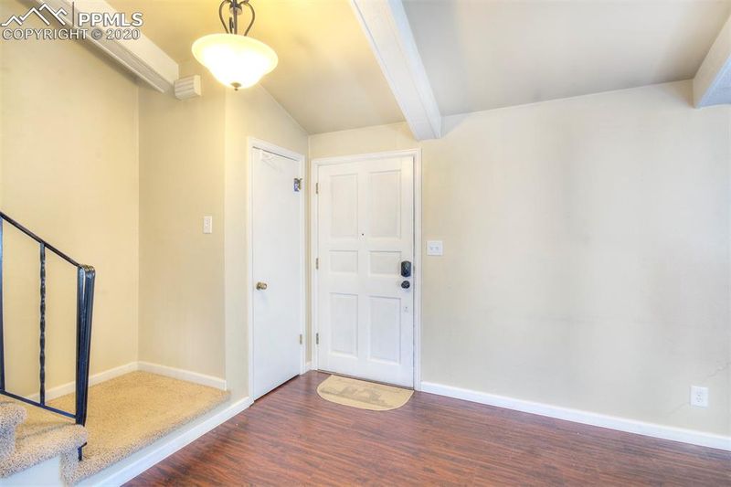 1401 Sanderson Ave, Colorado Springs, CO 80915