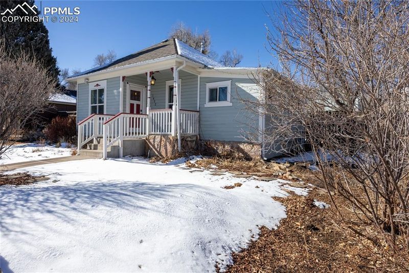 1402 Calvert Ave, Colorado Springs, CO 80904