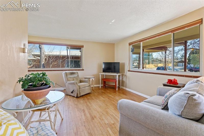 1402 N Foote Ave, Colorado Springs, CO 80909
