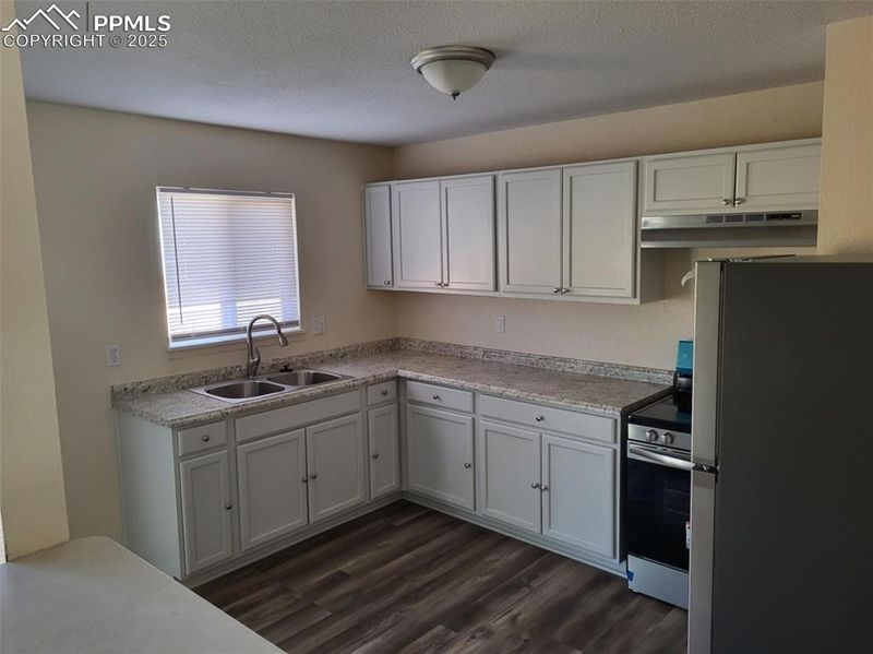 1402 Leigh Ln, Fountain, CO 80817