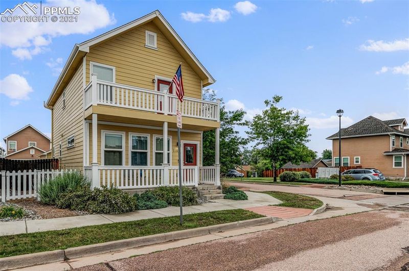 1404 Flycatcher Ln, Colorado Springs, CO 80916