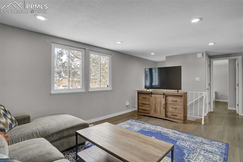 1405 Chadwick Dr, Colorado Springs, CO 80906