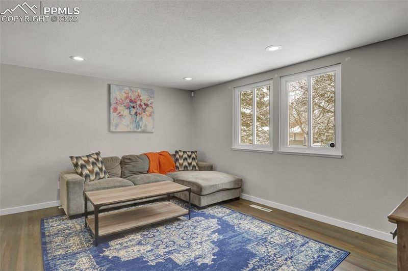 1405 Chadwick Dr, Colorado Springs, CO 80906