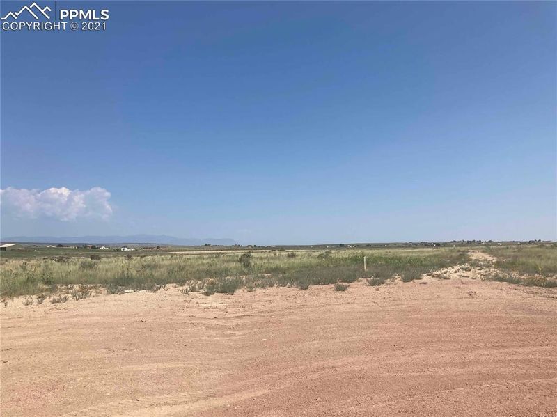 1405 N Farley Dr, Pueblo, CO 81007