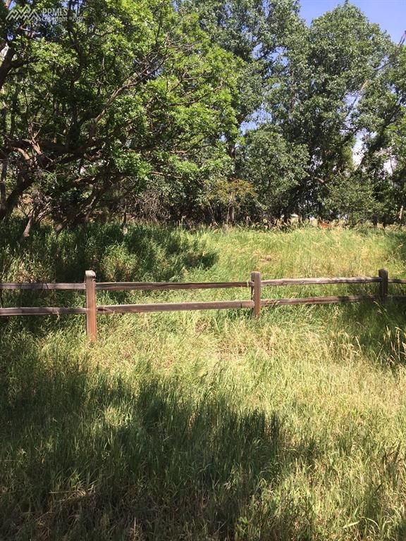 1406 W Cheyenne Blvd, Colorado Springs, CO 80906