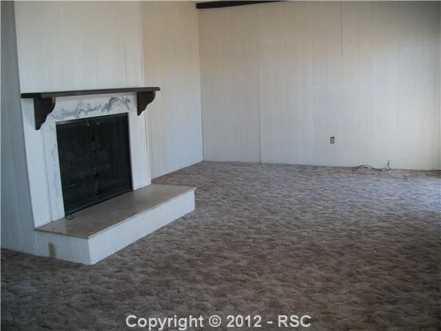 1407 Rainier Dr, Colorado Springs, CO 80910