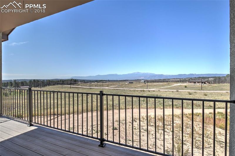 14085 Black Forest Rd, Colorado Springs, CO 80908