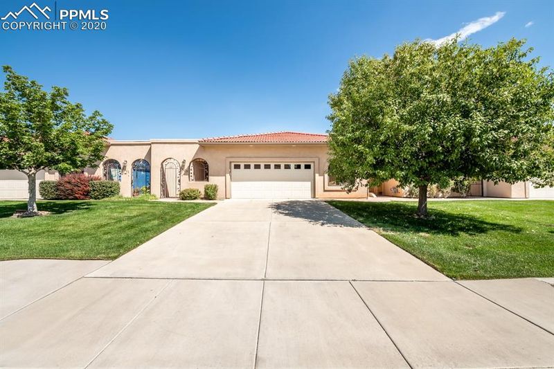 1409 Aquila Dr, Pueblo, CO 81008