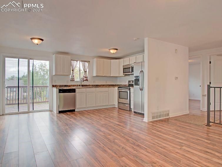 1409 Chadwick Dr, Colorado Springs, CO 80906
