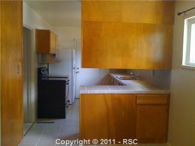 1409 Eagle View Dr, Colorado Springs, CO 80909