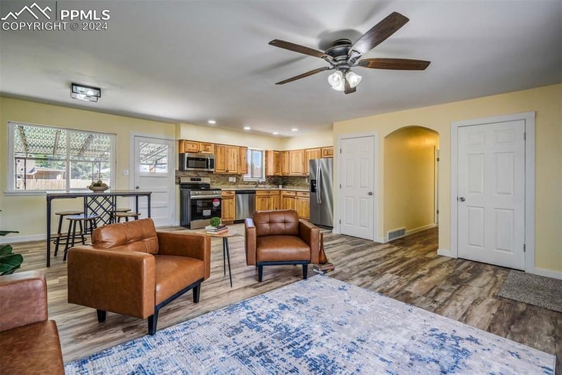 141 Dartmouth St, Colorado Springs, CO 80911