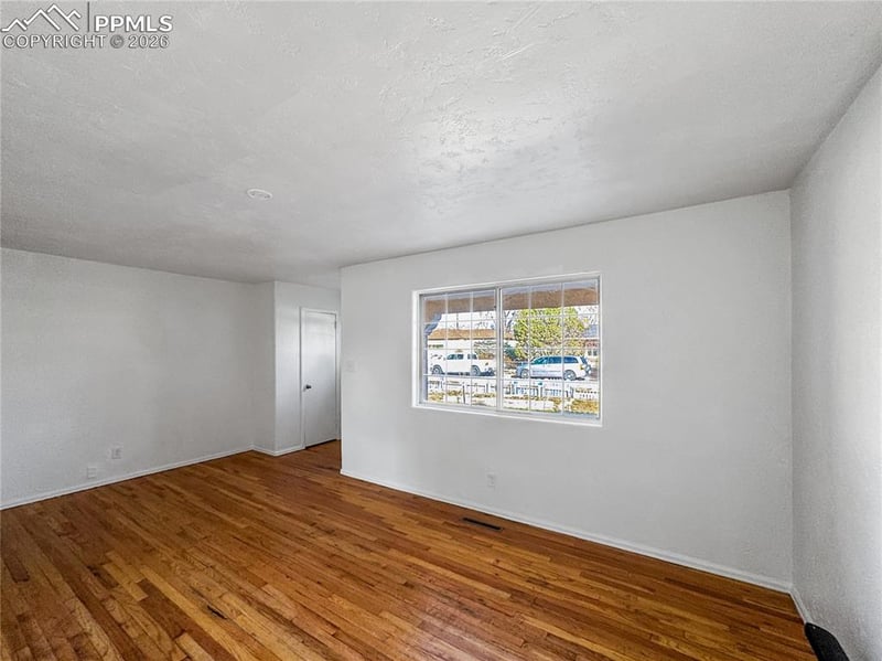 141 Esther Dr, Colorado Springs, CO 80911