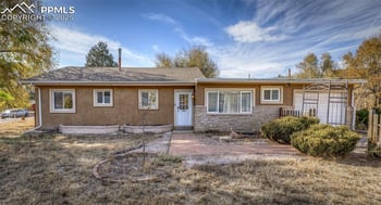 141 Hayes Dr, Colorado Springs, CO 80911