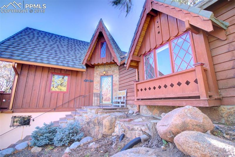 1410 Cheyenne Blvd, Colorado Springs, CO 80906
