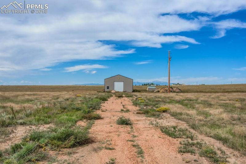 1410 N Lauppe Rd, Calhan, CO 80808