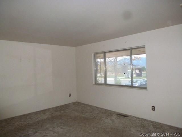 1411 Lehmberg Blvd, Colorado Springs, CO 80915