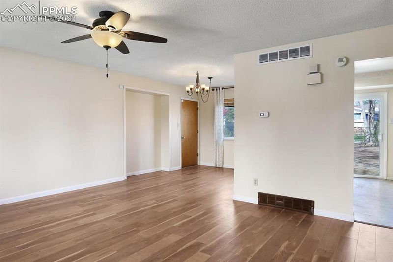 1411 Osgood Rd, Colorado Springs, CO 80915