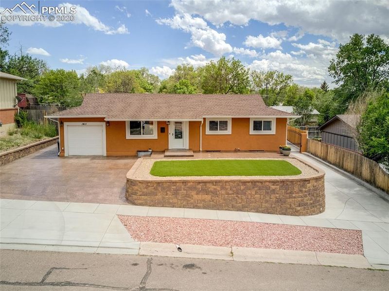 1411 Server Dr, Colorado Springs, CO 80910