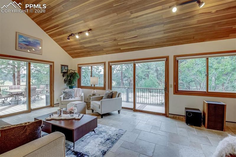 14116 True Mountain Dr, Larkspur, CO 80118