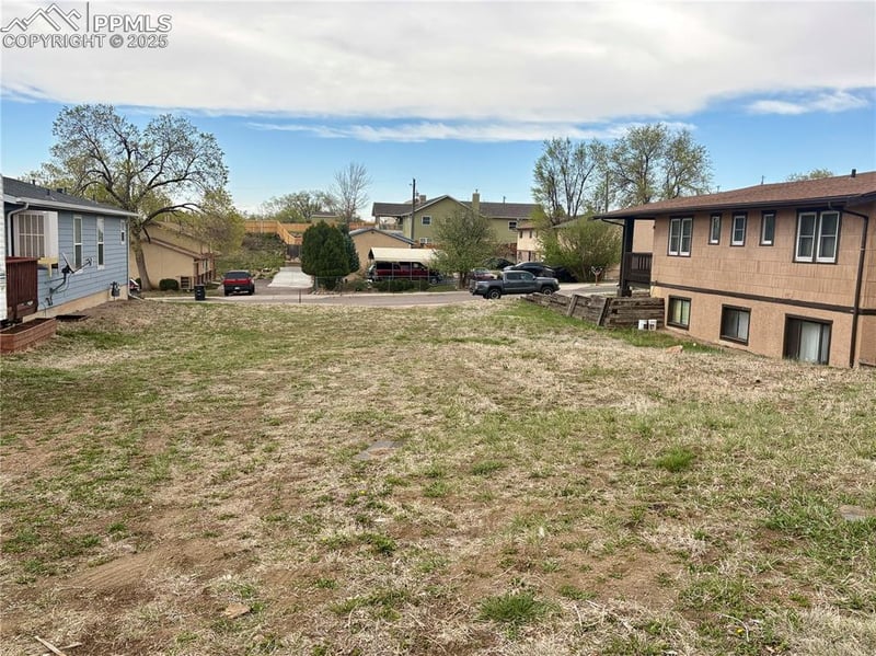 1414 Langmeyer St, Colorado Springs, CO 80904