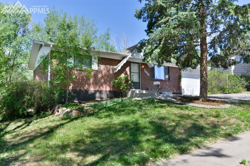 1416 Kingsley Dr, Colorado Springs, CO 80909