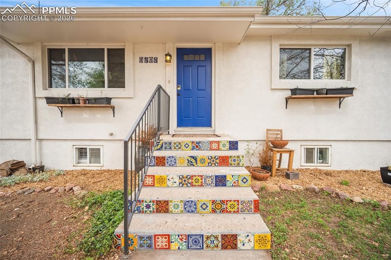 1418 Cooper Ave, Colorado Springs, CO 80907