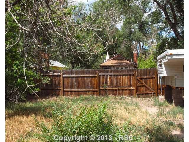 1419 N Corona St, Colorado Springs, CO 80907