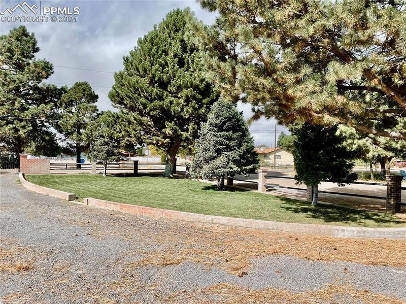 1420 30th Ln, Pueblo, CO 81006
