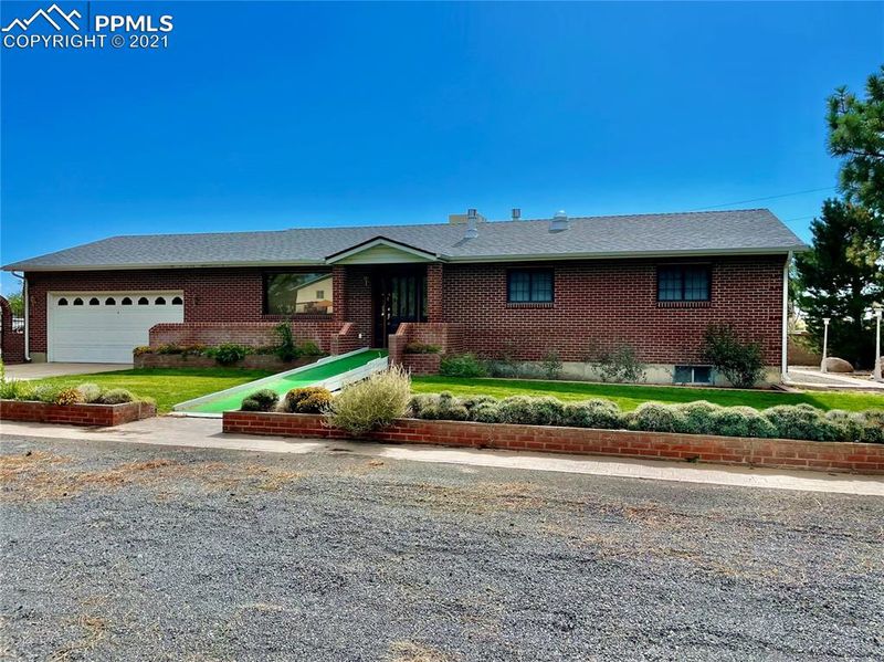 1420 30th Ln, Pueblo, CO 81006