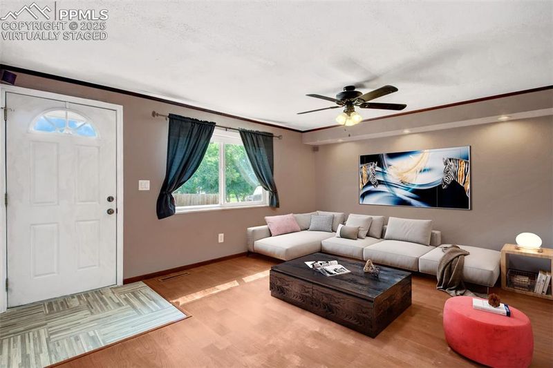 1420 Chippewa Ct, Colorado Springs, CO 80915