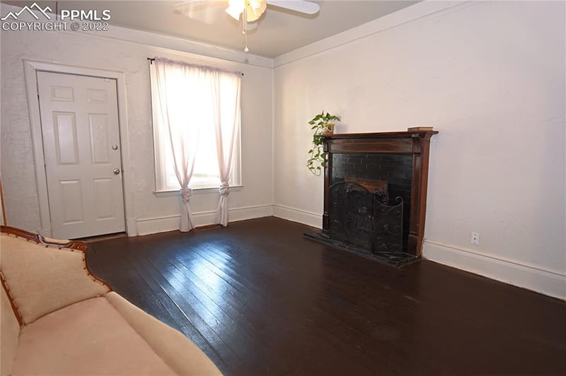 1421 Corona St, Colorado Springs, CO 80907