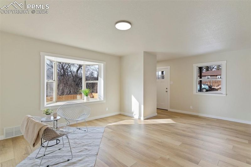 1421 W Platte Ave, Colorado Springs, CO 80904