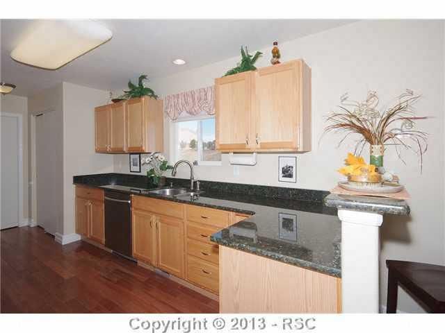1422 Chesham Cir, Colorado Springs, CO 80907