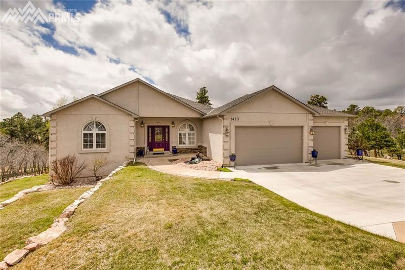 1423 Lone Rock Cir, Monument, CO 80132