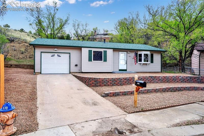 1425 Jester Ct, Colorado Springs, CO 80904