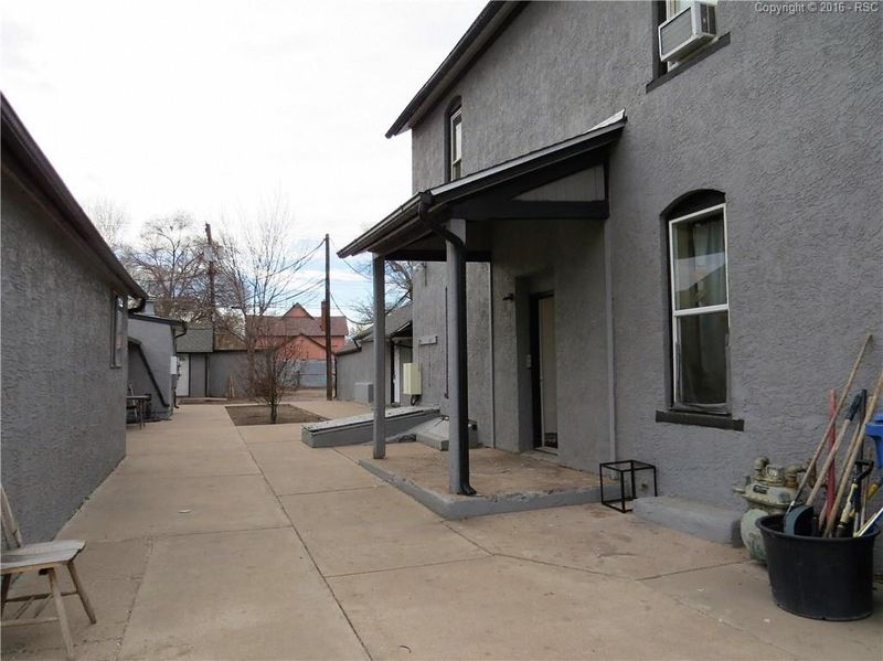 1427 E Evans Ave, Pueblo, CO 81004