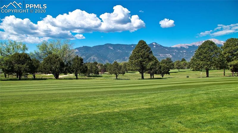 1429 Smoochers Cir, Colorado Springs, CO 80904