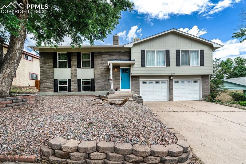 1429 Tesla Dr, Colorado Springs, CO 80909