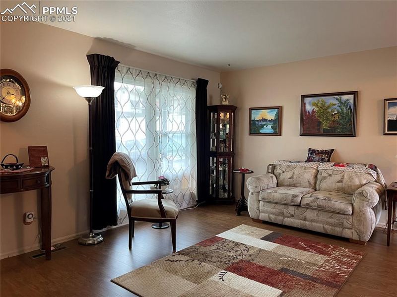 1429 Wynkoop Dr, Colorado Springs, CO 80909