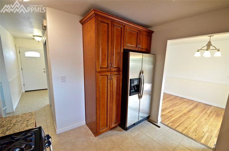 1430 Keaton Ln, Colorado Springs, CO 80922