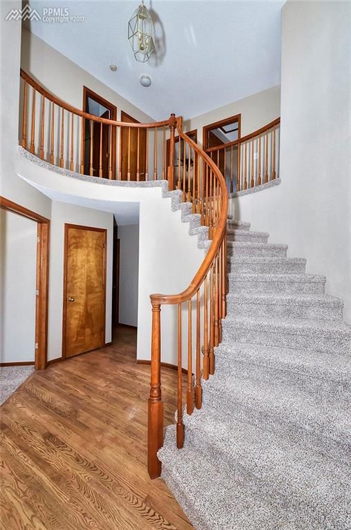 1430 Owl Ridge Dr, Colorado Springs, CO 80919
